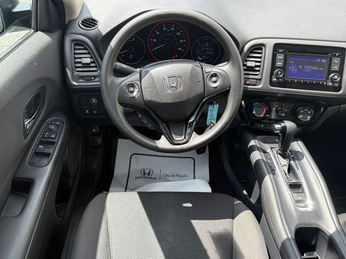 Used 2022 Honda HR-V LX image 33