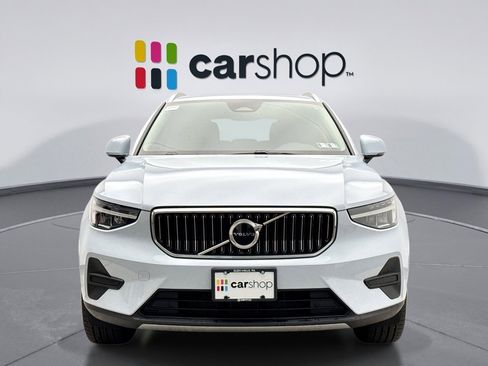 Used 2025 Volvo XC40 B5 Core AWD/4WD image 8