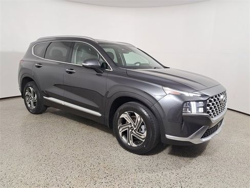 Used 2022 Hyundai Santa Fe SEL w/ Convenience Package image 4