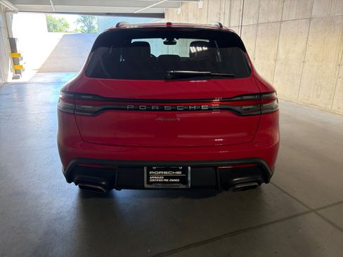 Certified 2026 Porsche Macan AWD/4WD image 7