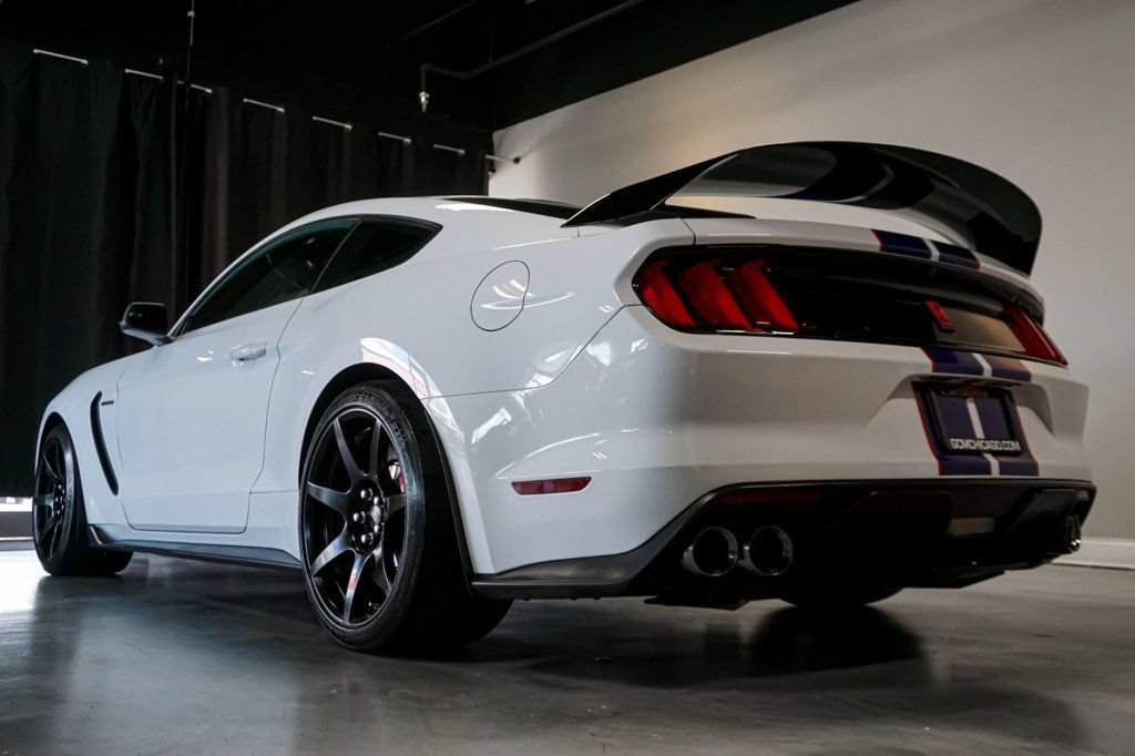 Used 2016 Ford Mustang Shelby GT350R w/ GT350R Equipment Group 920A RWD image 32