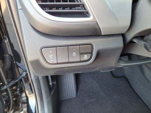 Used 2026 Kia Seltos LX FWD image 25