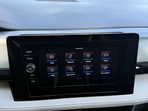 Used 2026 Volkswagen Taos S FWD image 16