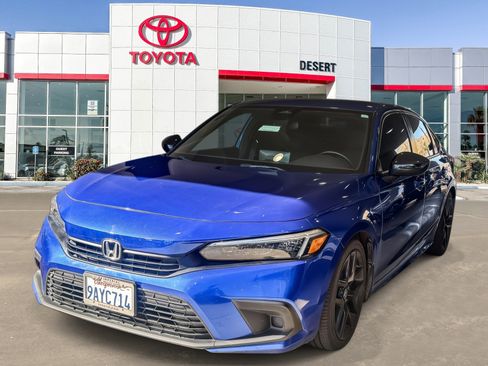 Used 2022 Honda Civic Sport image 3