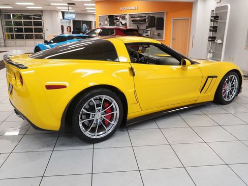 Used 2011 Chevrolet Corvette Grand Sport RWD image 12