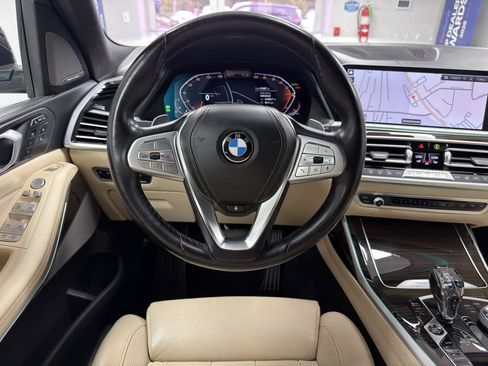 Used 2021 BMW X7 xDrive40i w/ Executive Package AWD/4WD image 28