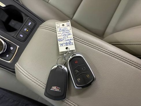 Used 2023 Cadillac XT4 Premium Luxury w/ Technology Package AWD/4WD image 84