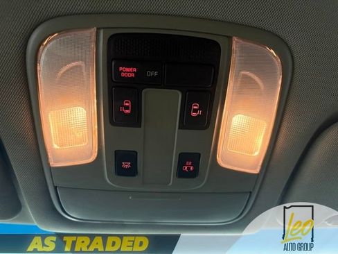 Used 2016 Kia Sedona LX w/ LX Essentials Premium Package FWD image 20