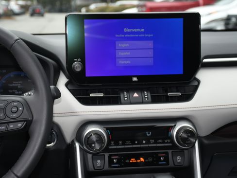 Used 2024 Toyota RAV4 Limited image 18