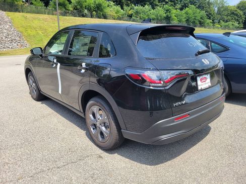 New 2026 Honda HR-V LX image 6