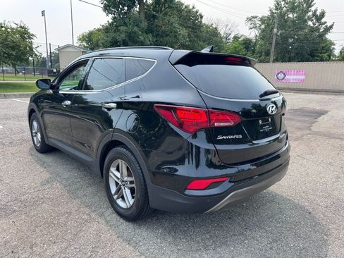 Used 2017 Hyundai Santa Fe Sport w/ 2.4L Tech Package 04 AWD/4WD image 5