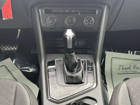 Used 2019 Volkswagen Tiguan S image 20