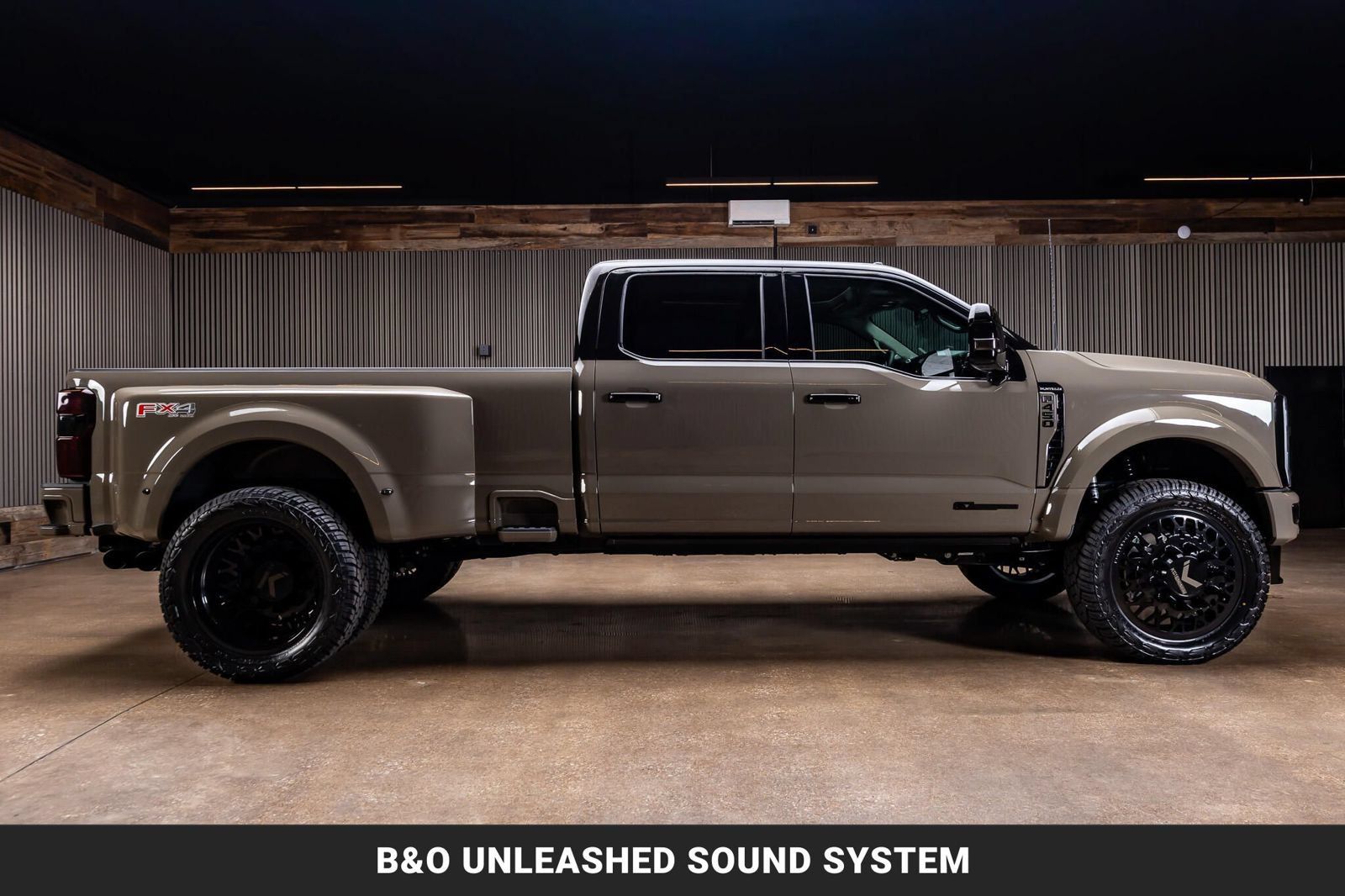Used 2026 Ford F450 Platinum w/ Platinum Plus Package AWD/4WD image 11
