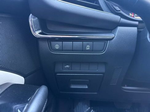 Used 2019 MAZDA MAZDA3 Sedan w/ Select Package image 29