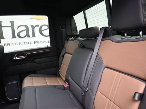 Used 2024 Chevrolet Silverado 3500 High Country w/ High Country Premium Package AWD/4WD image 20