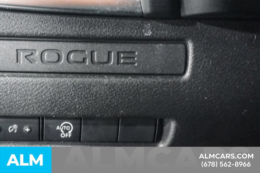 Used 2024 Nissan Rogue S FWD image 31