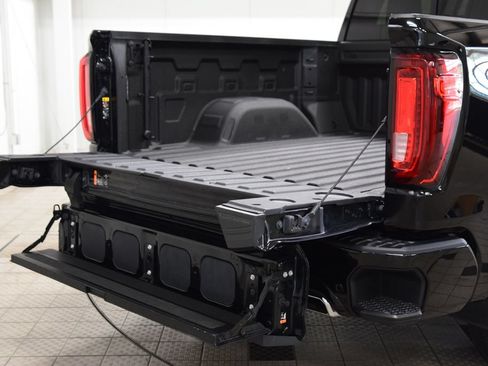 Used 2024 GMC Sierra 1500 Denali AWD/4WD image 26