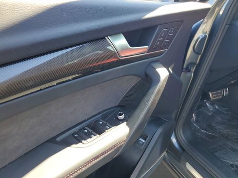 Used 2025 Audi SQ5 Premium Plus w/ Premium Plus Package image 21