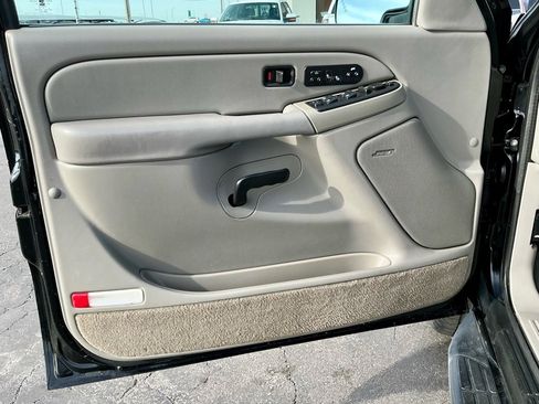 Used 2005 Chevrolet Avalanche Z66 w/ Sun And Sound Package image 43