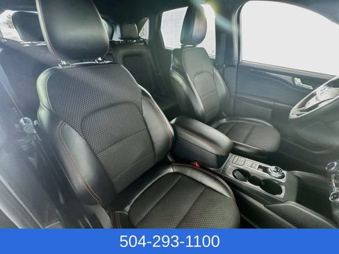 Certified 2023 Ford Escape ST-Line FWD image 27
