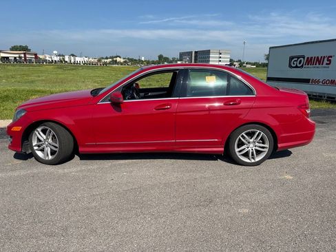 Used 2012 Mercedes-Benz C 300 4MATIC Sedan image 7