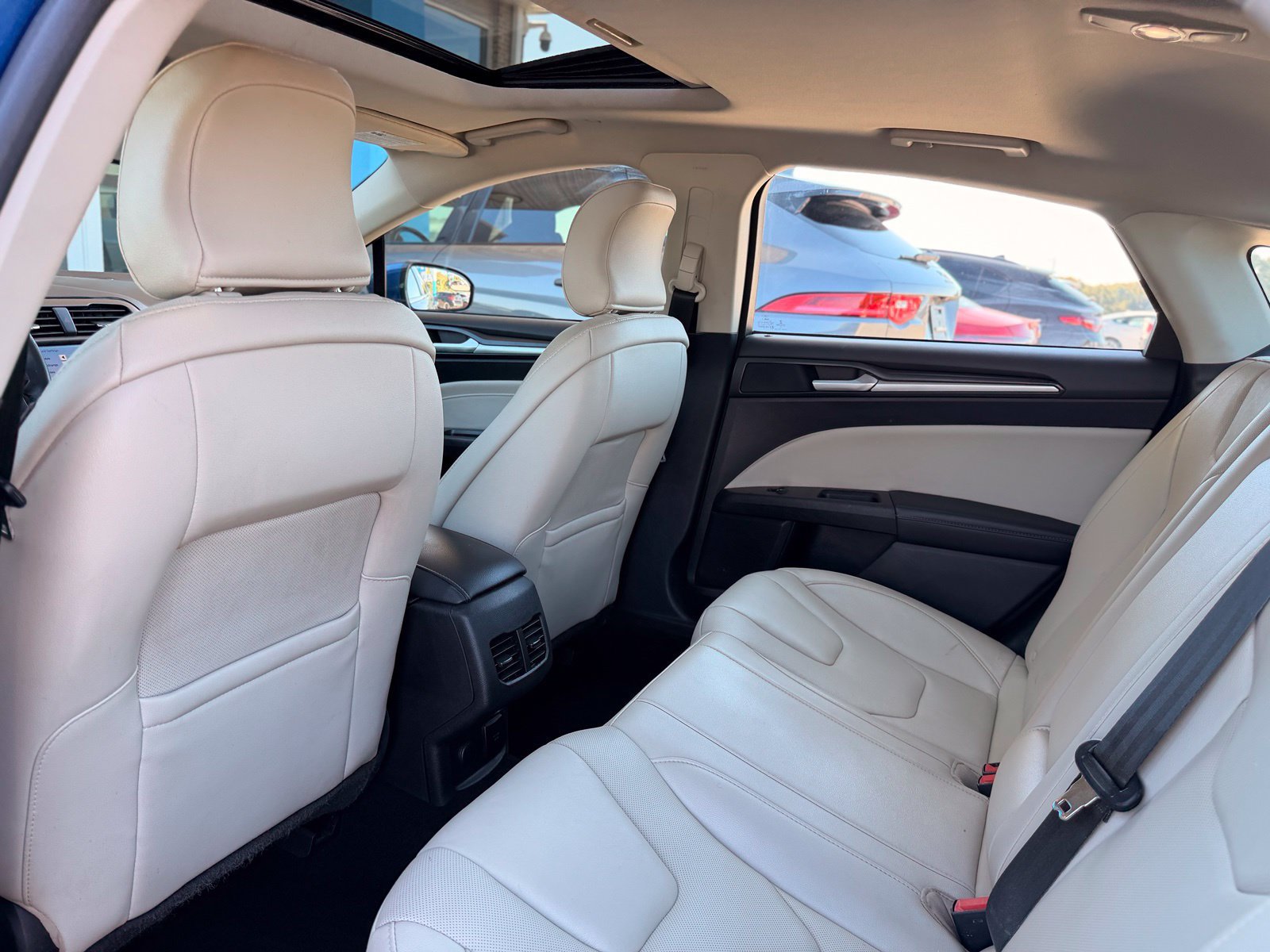 Used 2017 Ford Fusion Titanium FWD image 20