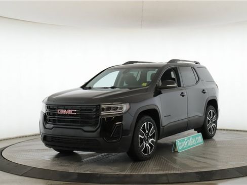 Used 2021 GMC Acadia SLE w/ Driver Convenience Package image 10
