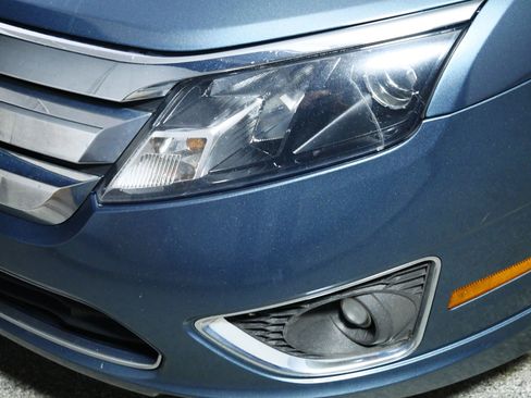 Used 2012 Ford Fusion SEL image 16