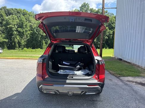 New 2026 Chevrolet Equinox ACTIV w/ Convenience Package III image 33