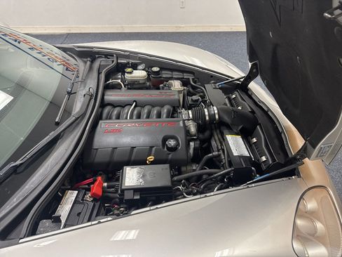 Used 2007 Chevrolet Corvette Convertible w/ Preferred Equipment Group RWD image 20