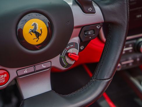 Used 2019 Ferrari Portofino RWD image 77