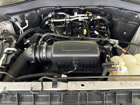 Used 2023 Ford Explorer XLT w/ Equipment Group 202A image 31