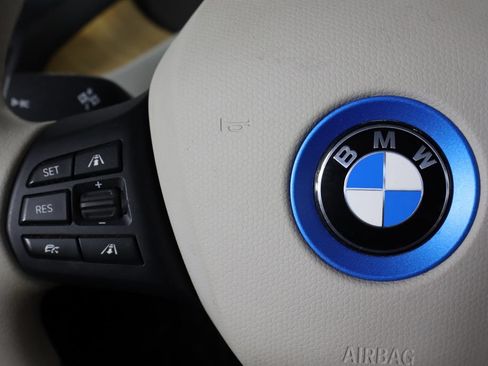 Used 2015 BMW i3 w/ Range Extender RWD image 8