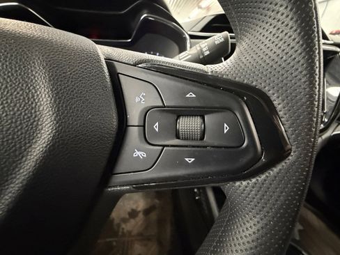 Used 2023 Chevrolet TrailBlazer LT w/ Convenience Package image 16