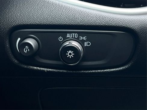 Used 2024 Chevrolet Malibu LT FWD image 24