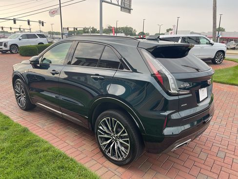 Used 2024 Cadillac XT4 Sport AWD/4WD image 10