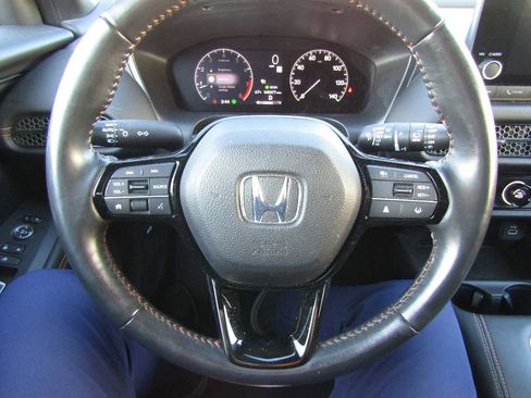 Used 2023 Honda HR-V Sport image 17
