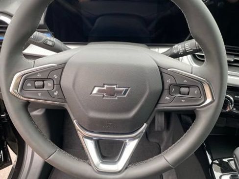 New 2026 Chevrolet Trax LT w/ Driver Confidence Package FWD image 21