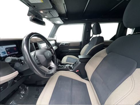 Used 2022 Ford Bronco Big Bend w/ Sasquatch Package AWD/4WD image 19