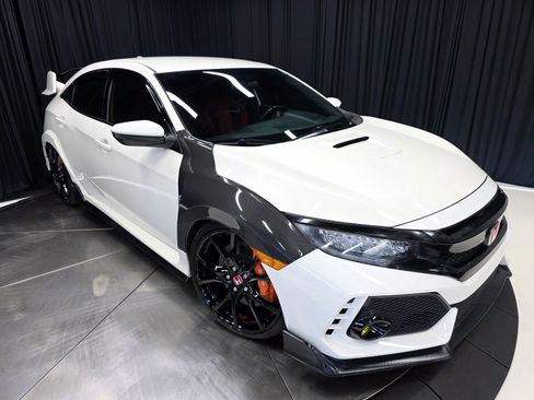 Used 2018 Honda Civic Type R image 53