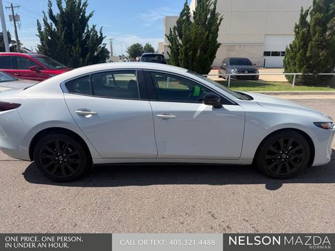 Used 2025 MAZDA MAZDA3 s FWD image 5