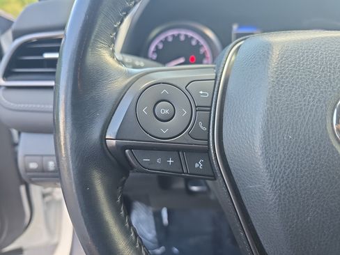 Used 2024 Toyota Camry SE FWD image 16