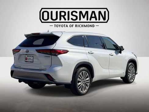 Used 2023 Toyota Highlander Platinum AWD/4WD image 21