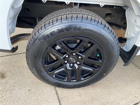 Used 2023 Chevrolet Silverado 1500 Custom w/ Rally Edition image 31