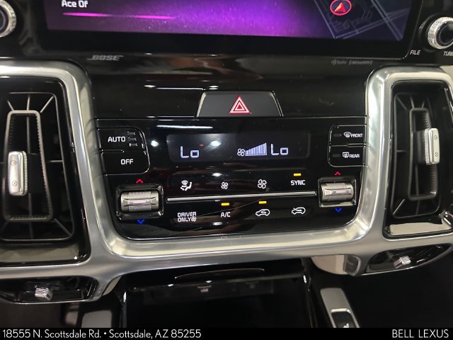 Used 2023 Kia Sorento SX Prestige w/ Panoramic Sunroof Package AWD/4WD image 25