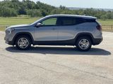 Used 2024 GMC Terrain SLE image 4