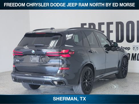 Used 2026 BMW X5 xDrive40i w/ M Sport Package AWD/4WD image 4