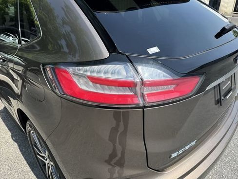 Used 2019 Ford Edge Titanium w/ Equipment Group 301A image 35
