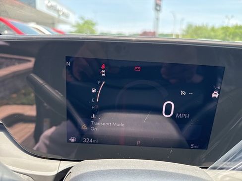 New 2025 Buick Envista Avenir image 13