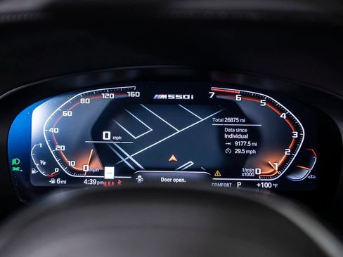Used 2022 BMW M550i xDrive w/ Premium Package AWD/4WD image 25